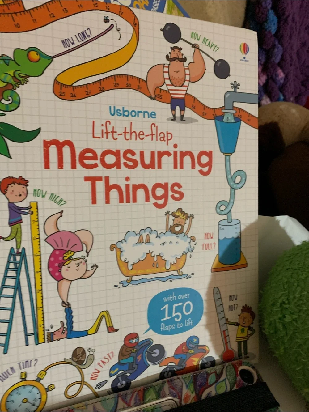Usborne Lift-the-Flap Measuring Things - White, Red, Blue